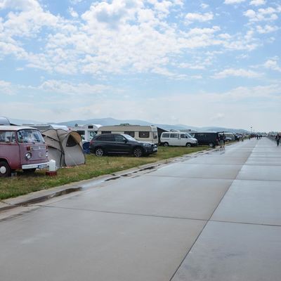 Pridávame Karavan parking a stany Black&Fresh